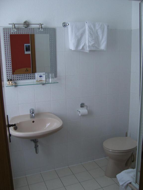 Zum Loewen Hotel Bad Homburg vor der Hoehe Ngoại thất bức ảnh